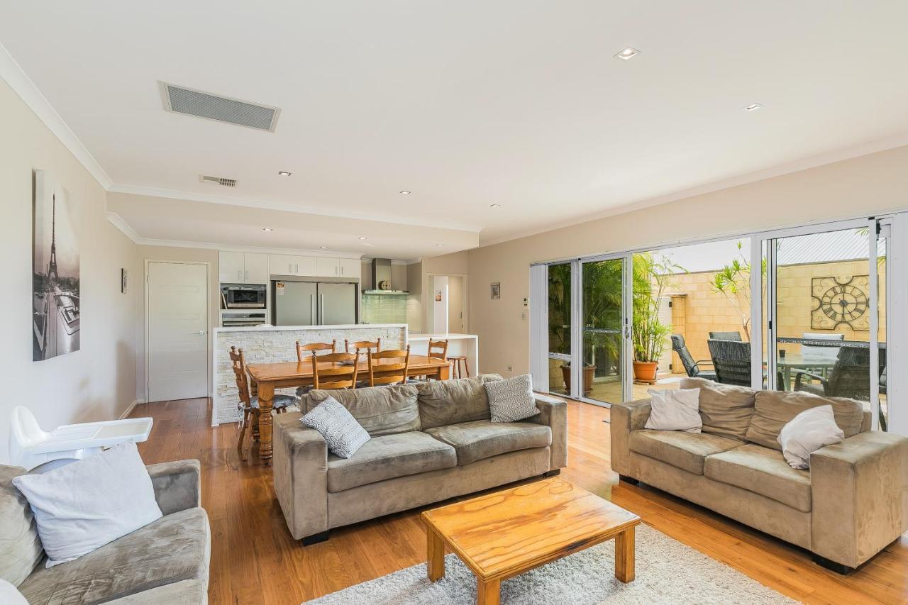 Ocean Keys Cottage - Free Wifi Mindarie Luaran gambar
