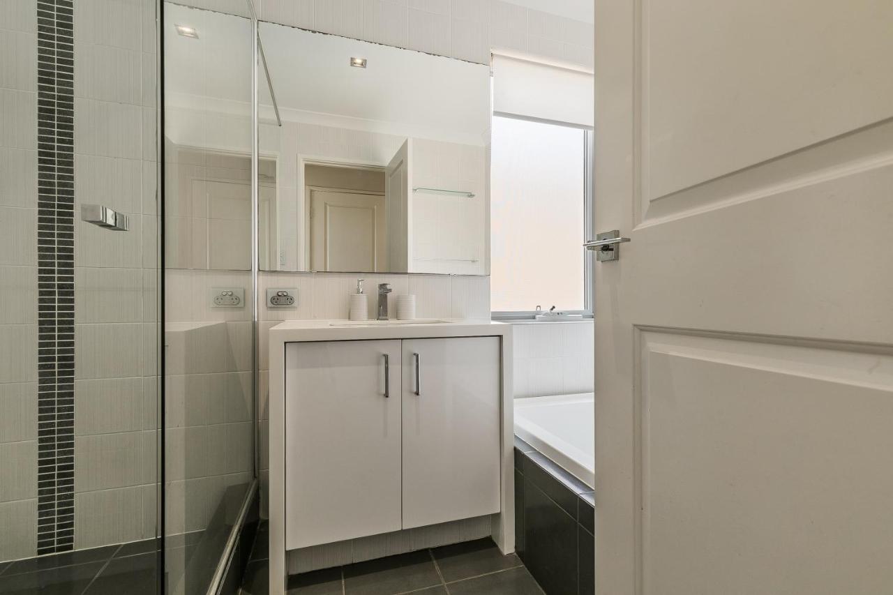 Ocean Keys Cottage - Free Wifi Mindarie Luaran gambar