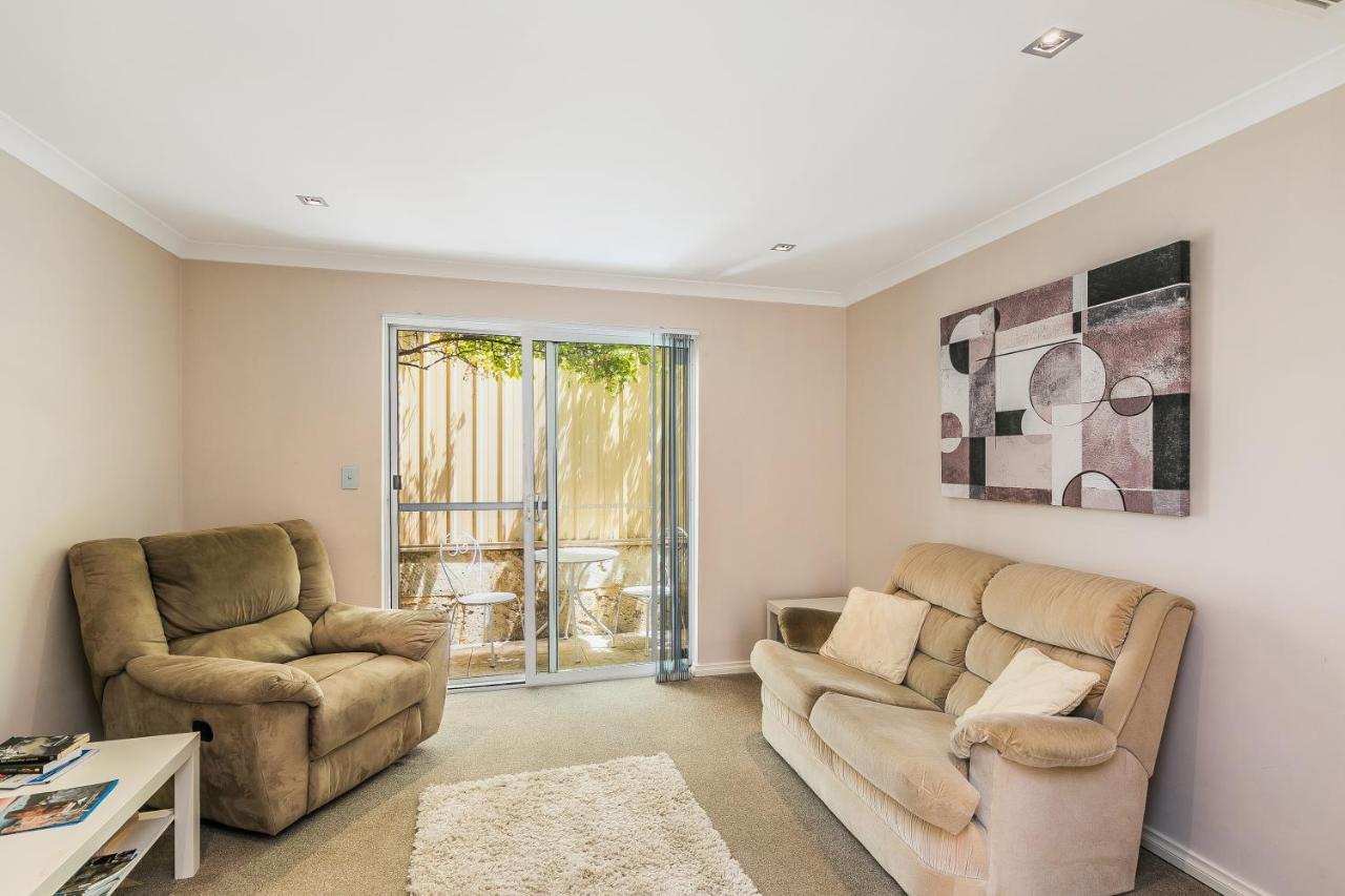 Ocean Keys Cottage - Free Wifi Mindarie Luaran gambar