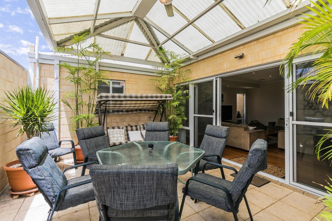 Ocean Keys Cottage - Free Wifi Mindarie Luaran gambar